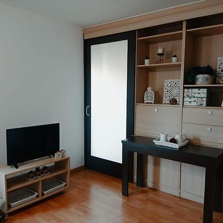 ウエスカAcogedor Apartamento Con Piscina Y Garajeアパートメント エクステリア 写真